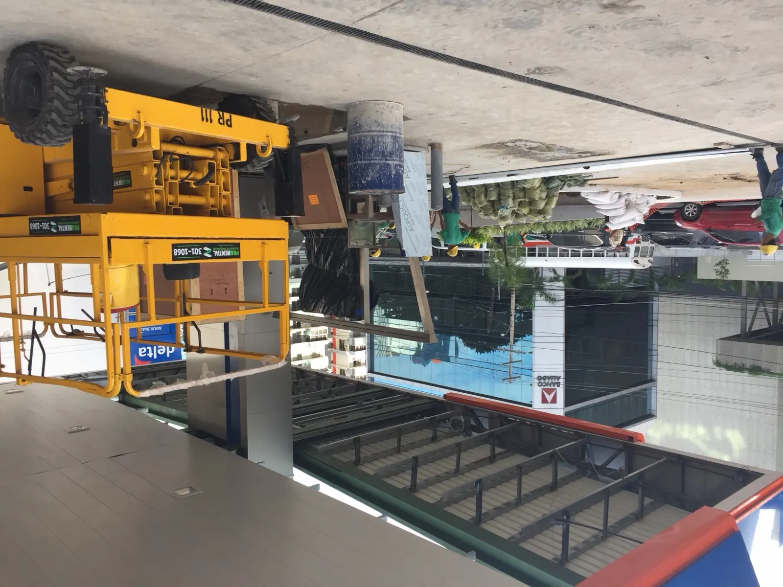 Obra de Master Services en una estación de combustible — Panamá