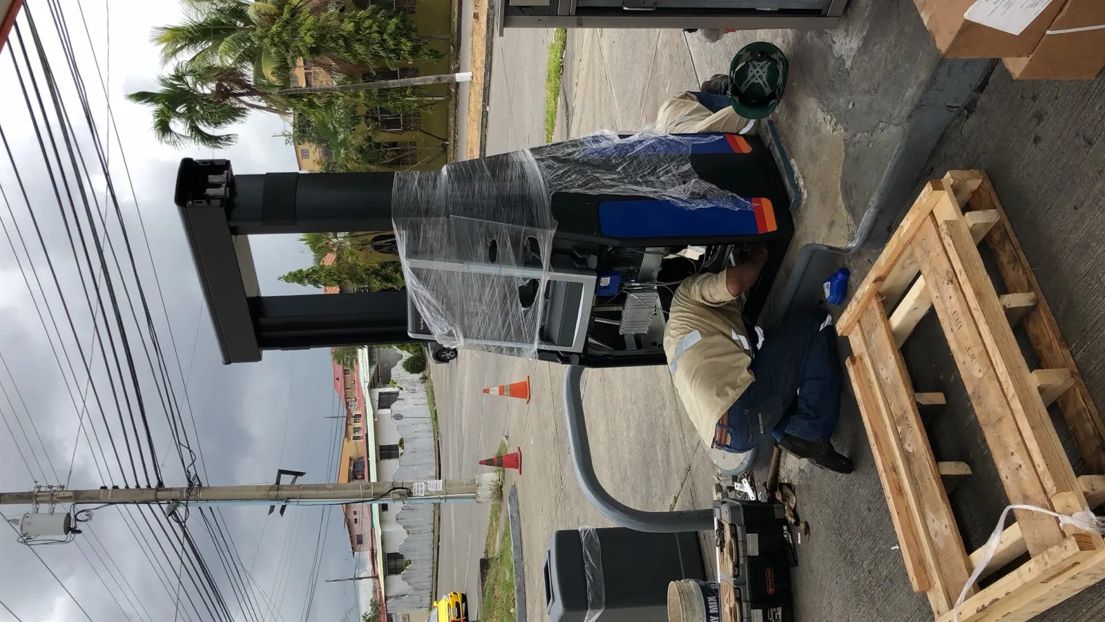 Obra de Master Services en una estación de combustible — Panamá