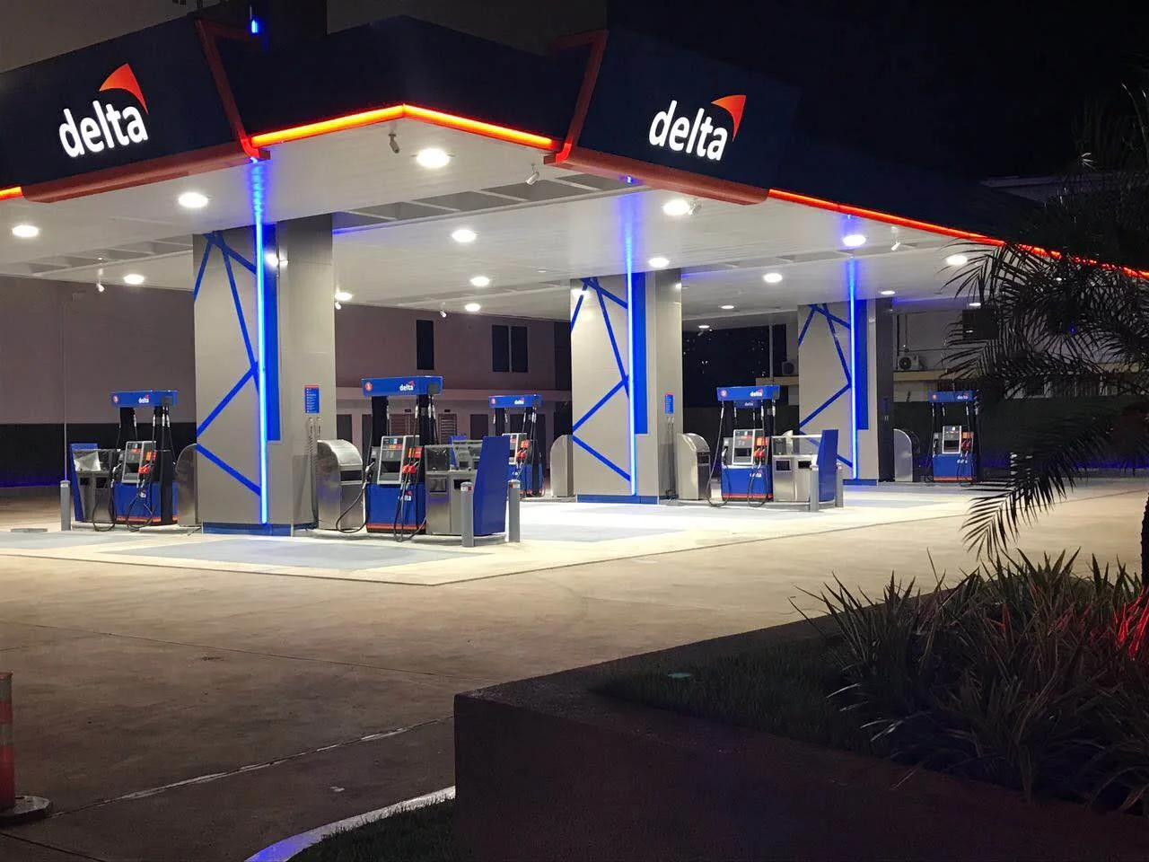 Night view of an illuminated station