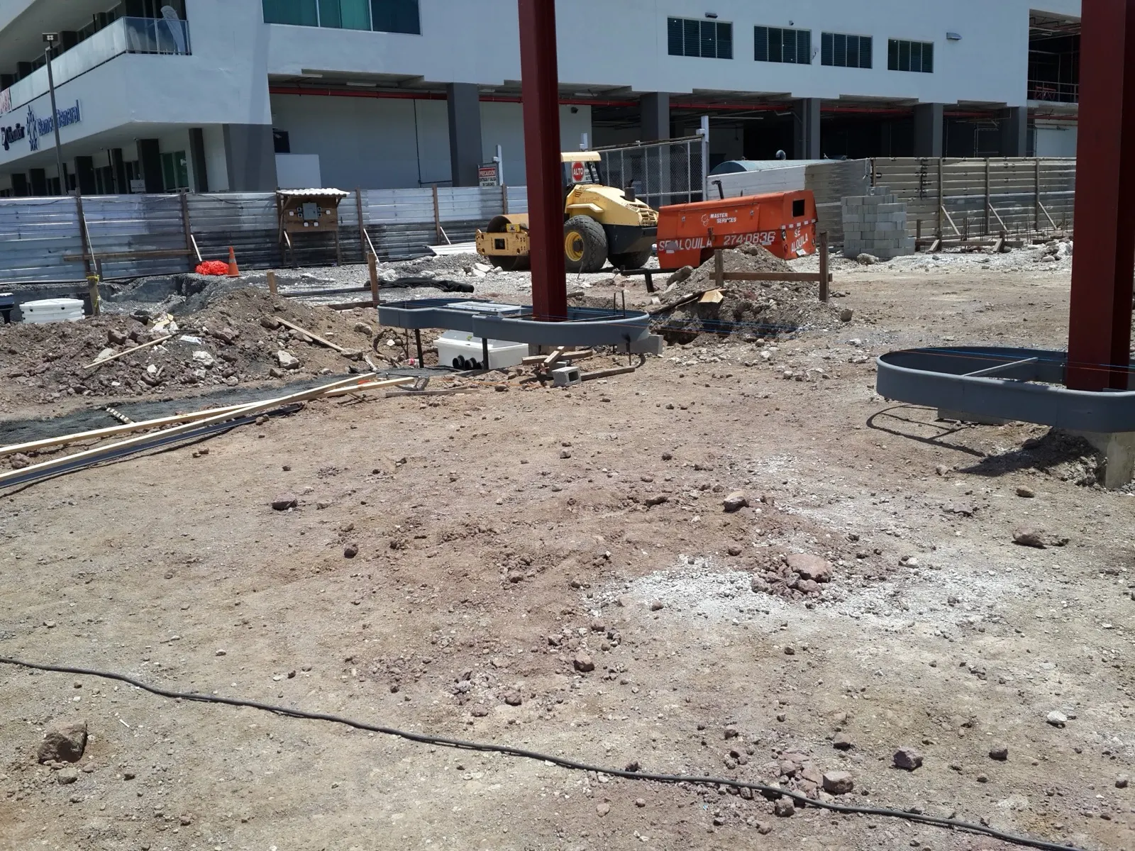 Obra de Master Services en una estación de combustible — Panamá