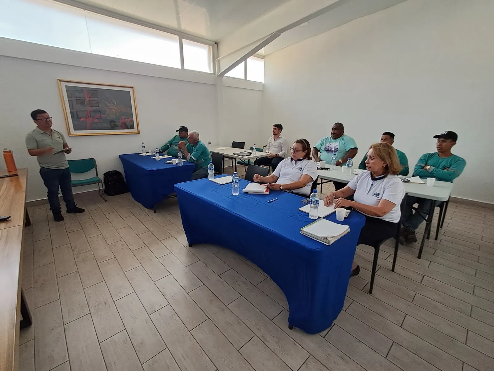 Obra de Master Services en una estación de combustible — Panamá