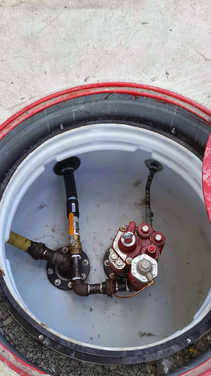 Obra de Master Services en una estación de combustible — Panamá