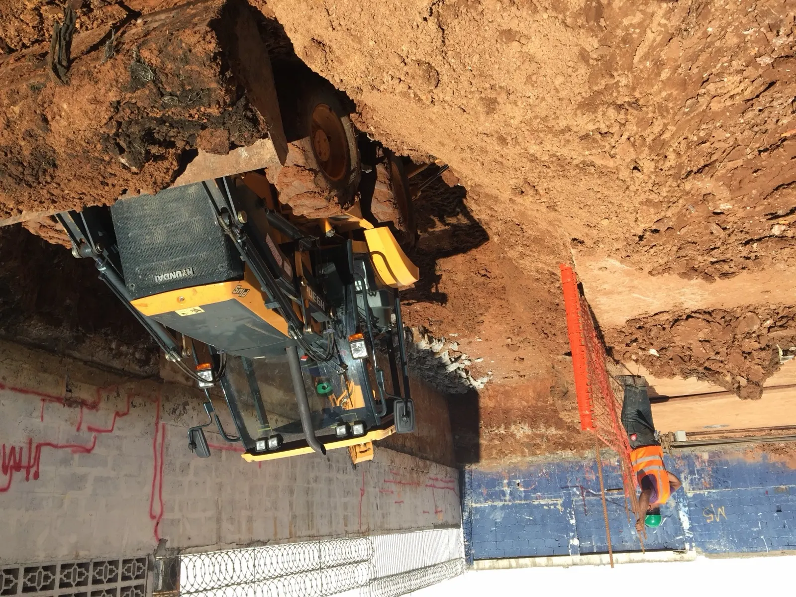 Obra de Master Services en una estación de combustible — Panamá