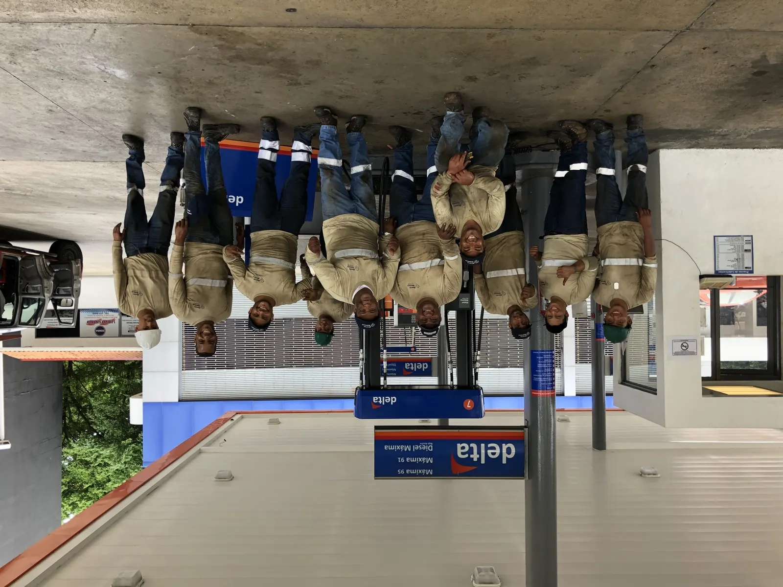 Obra de Master Services en una estación de combustible — Panamá